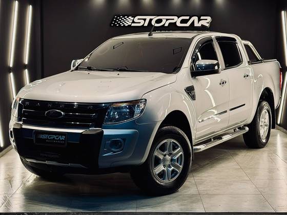 FORD RANGER 2.5 XLT 4X2 CD 16V FLEX 4P MANUAL